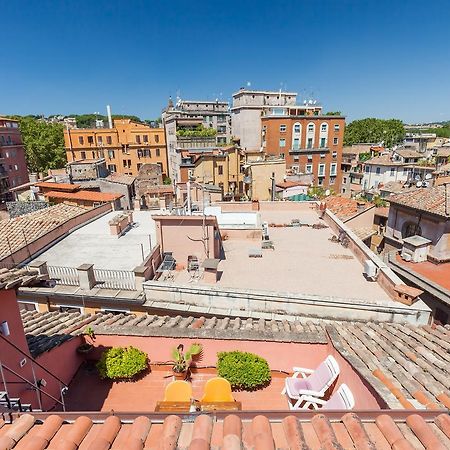 Il Nascondiglio Del Prete Apartment Roma Exterior foto