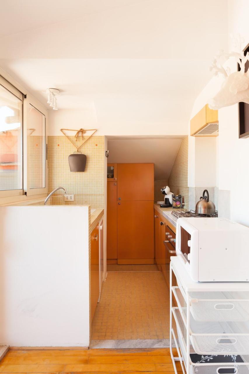 Il Nascondiglio Del Prete Apartment Roma Exterior foto